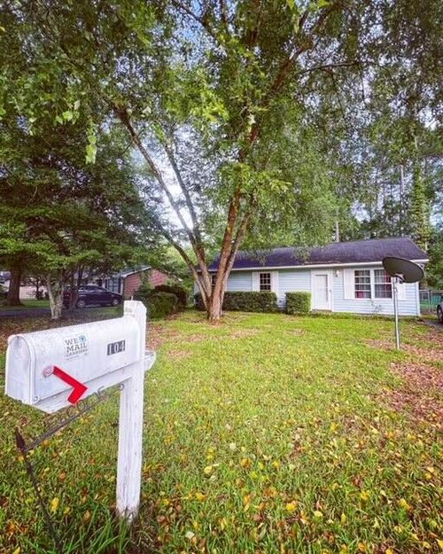 104 Stephen Ct, Summerville, SC, 29483-3058 | Card Image
