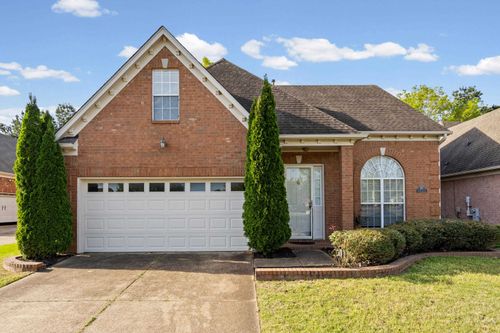 10471 Ashboro Dr, Collierville, TN, 38017-3456 | Card Image