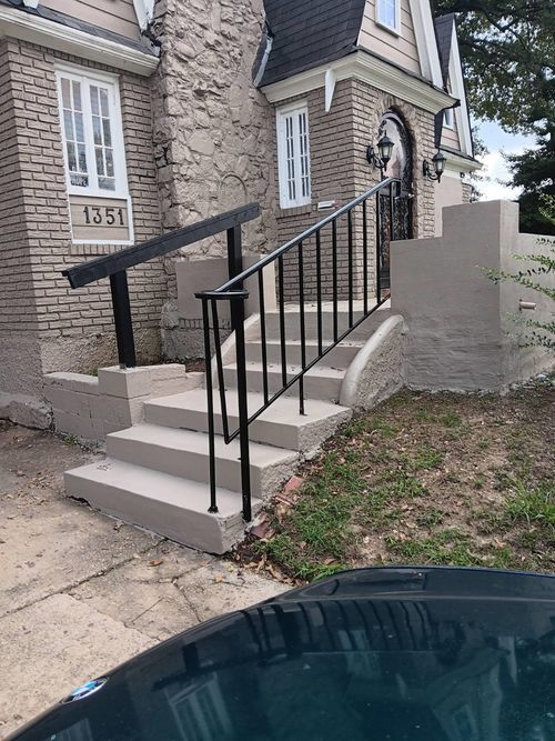1351 E Mallory Ave, Memphis, TN, 38106-7827 | Card Image