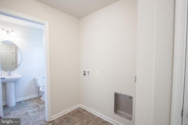 141 - 282 Valley View Cir, House other with 4 bedrooms, 3 bathrooms and null parking in YORK PA | Image 17