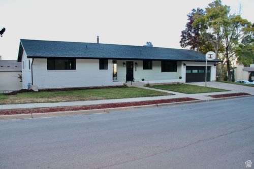 610 800, Centerville, UT, 84014-2425 | Card Image