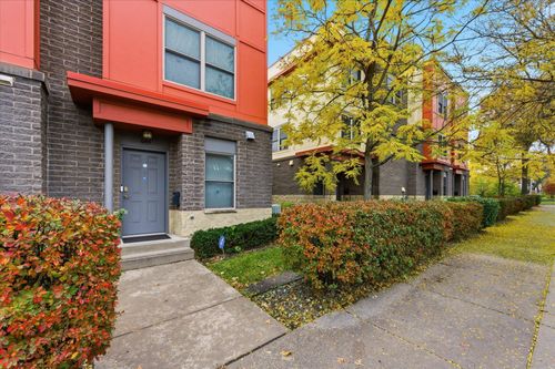 644 Dale St N, Saint Paul, MN, 55103-1643 | Card Image