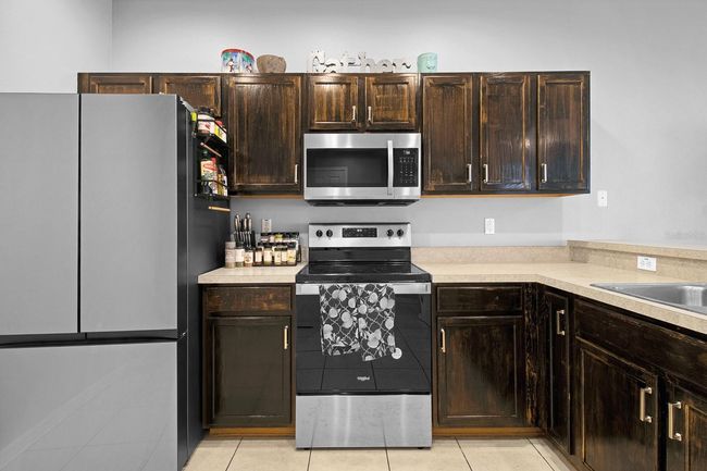Kitchen | Image 13