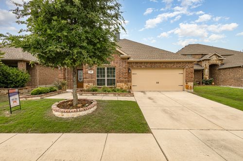 208 Whitman Dr, McKinney, TX, 75072-6063 | Card Image