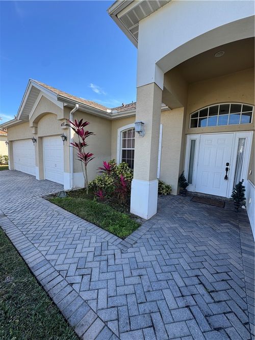 408 N Key Lime Sq Sw, Vero Beach, FL, 32968-3800 | Card Image