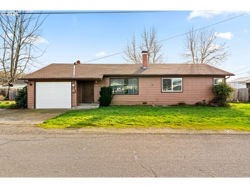 469 Sterling Dr, Roseburg, OR, 97470-6616 | Card Image