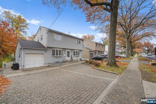 355 W Passaic Ave, Bloomfield, NJ, 07003-5521 | Card Image