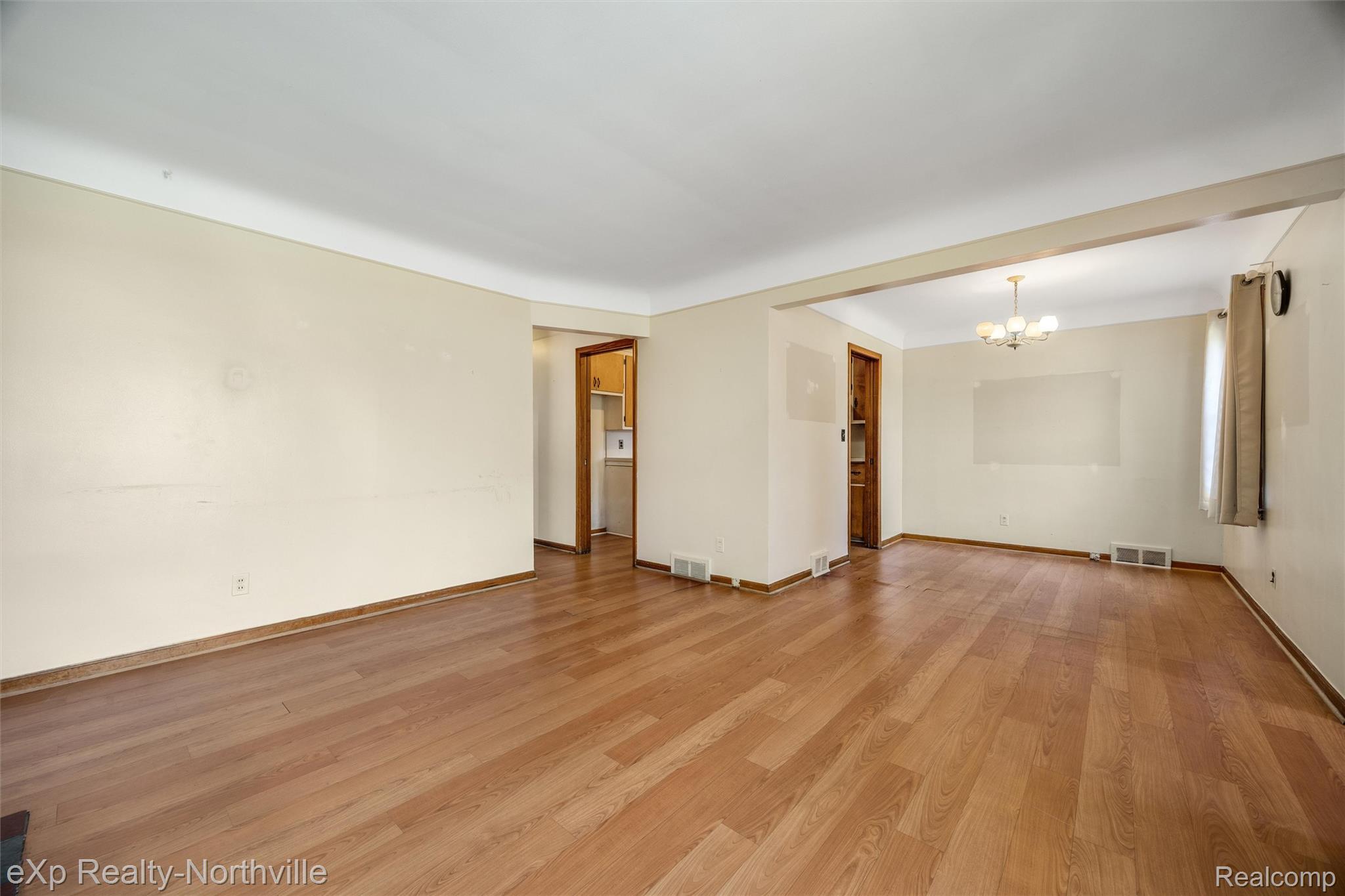 Residential in Harper Woods 3