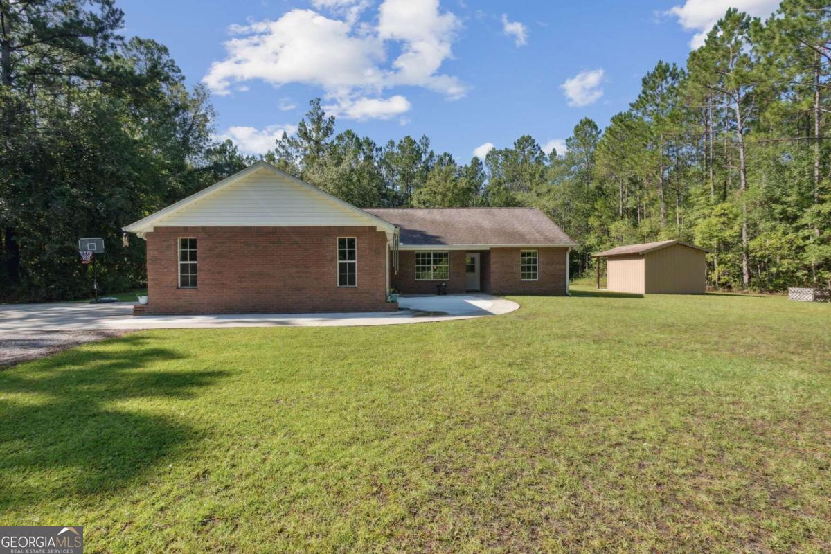 Mills Ln, Kingsland, GA 31548