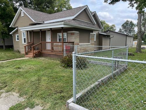 329 Park Ave, Martinsville, IN, 46151-1025 | Card Image