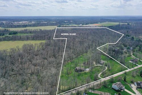 8572 Sibcy Rd, Hamilton Twp, OH, 45039-9764 | Card Image