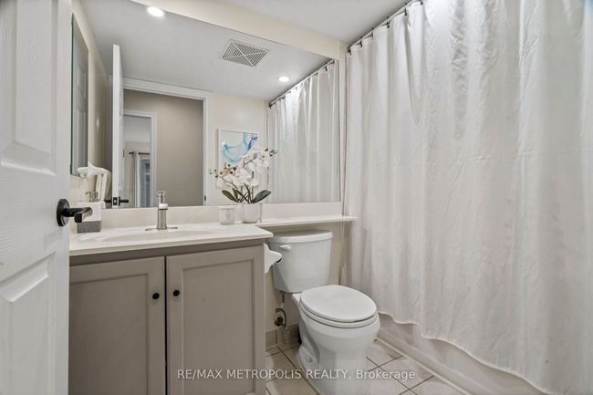 623 - 270 Wellington St W, Condo with 2 bedrooms, 1 bathrooms and null parking in Toronto ON | Image 17