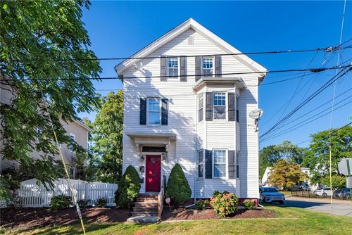 2-40 7th St, Providence, RI, 02906-2823 | Card Image