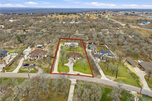 unit-b-203 Champions Blvd, La Vernia, TX, 78121-5256 | Card Image