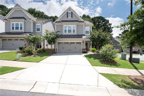 3363 Park Pointe Cir, Scottdale, GA, 30079-5602 | Card Image