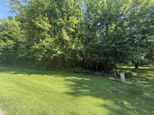 Lot 12 E Foxhollow Rd, Clinton, WI, 53525 | Card Image
