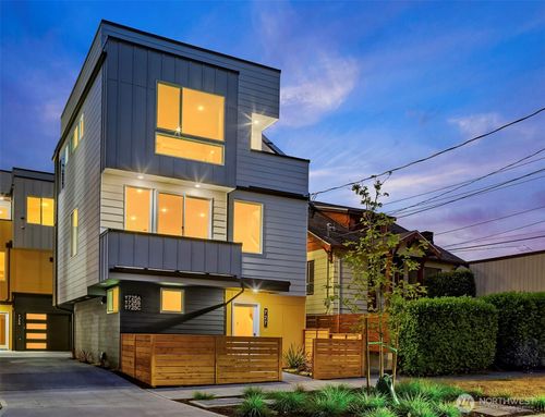 a-725 18th Ave, Seattle, WA, 98122-4703 | Card Image