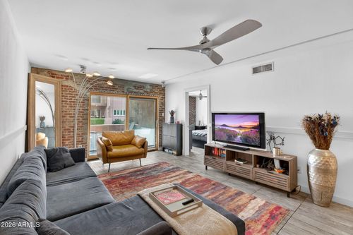 b126-7436 E Chaparral Rd, Scottsdale, AZ, 85250-7166 | Card Image