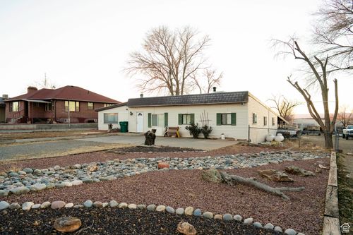 354 S 300 W, Blanding, UT, 84511-4301 | Card Image