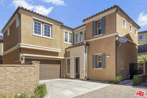 20705 W Chestnut Cir, Porter Ranch, CA, 91326-4949 | Card Image