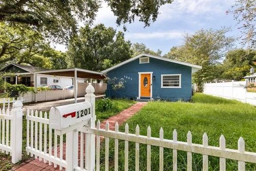 1201 E Cayuga St, TAMPA, FL, 33603-4216 | Card Image