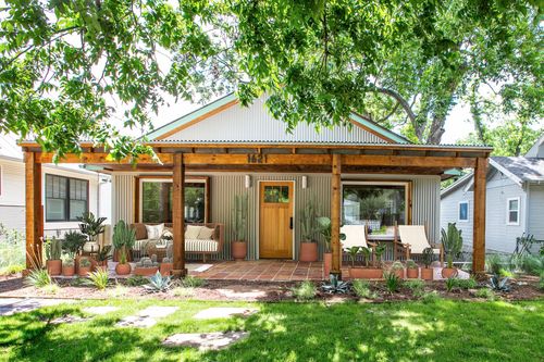 a-1621 Garden Street, Austin, TX, 78702 | Card Image