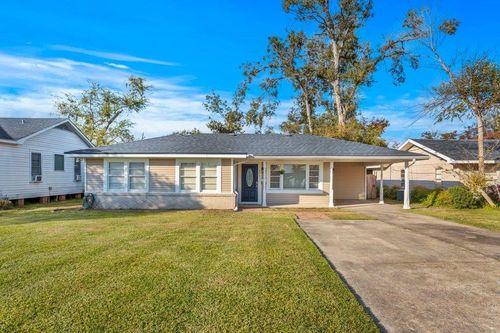 606 W Lagrange St, Lake Charles, LA, 70605-1514 | Card Image