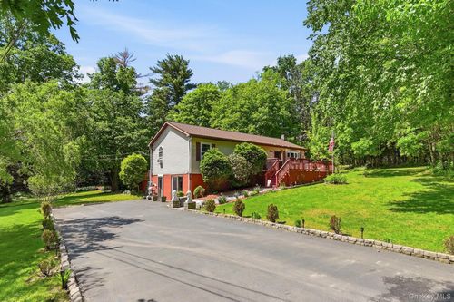 13 Diamond Ct, Saugerties, NY, 12477-4070 | Card Image