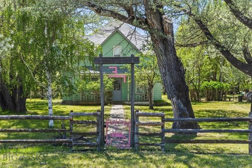 156 Parrot Castle, Whitehall, MT, 59759 | Card Image