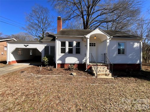 611 Hoover Dr, Lexington, NC, 27292-4543 | Card Image