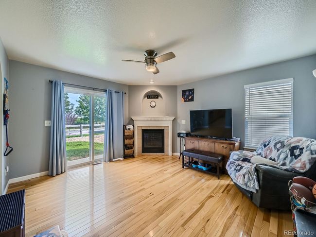 18 Family Room-2.jpg | Image 11