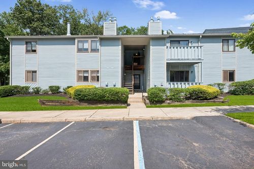 1909 Woodhollow Dr, MARLTON, NJ, 08053-1051 | Card Image