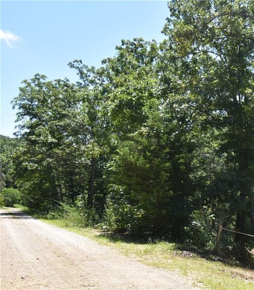 296, 299, 300 Hiawatha Lane, Rocky Mount, MO, 65072 | Card Image