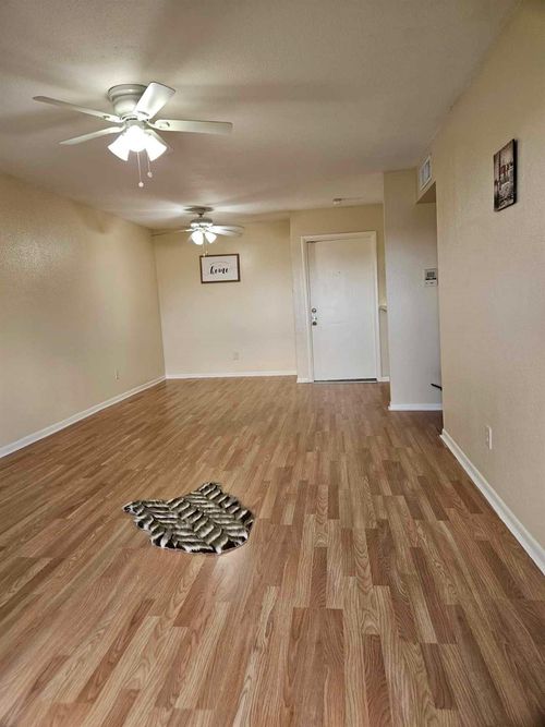 apt-38-8433 Hearth Dr, Houston, TX, 77054-2722 | Card Image