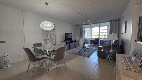 437-4851 Nw 26th Ct, Lauderdale Lakes, FL, 33313-2669 | Card Image