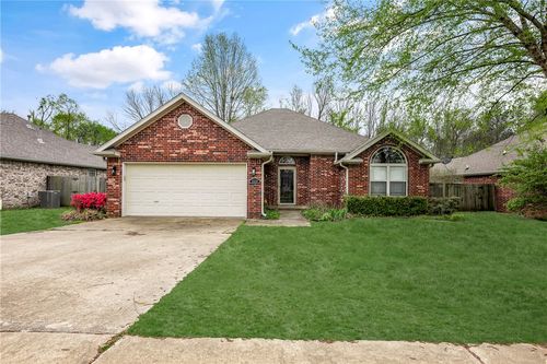 3529 W Marsh St, Fayetteville, AR, 72704-6055 | Card Image