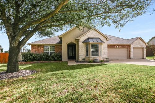20105 Farm Pond Ln, Pflugerville, TX, 78660-7747 | Card Image