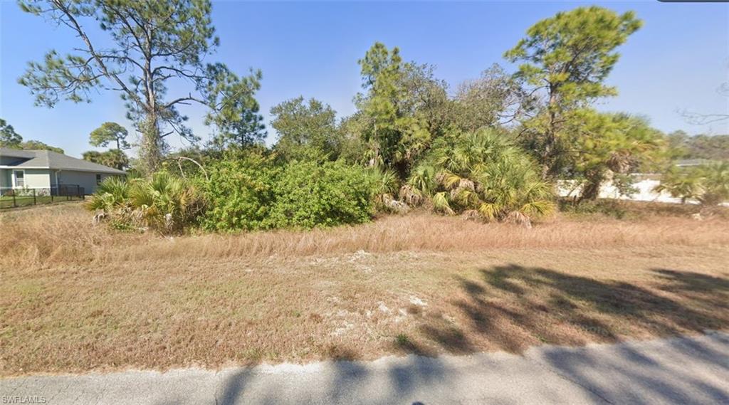 Land in LABELLE 3