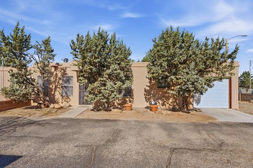 5108 Zuni Rd Se, Albuquerque, NM, 87108-2833 | Card Image