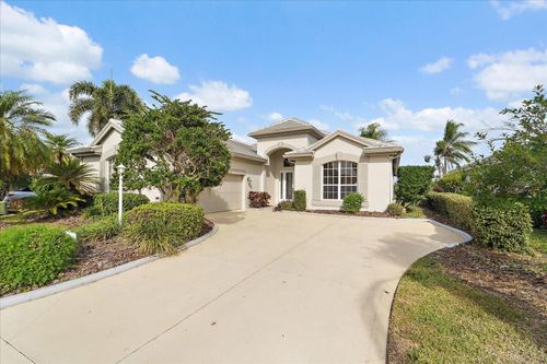 6585 Waters Edge Way, LAKEWOOD RCH, FL, 34202-2252 | Card Image