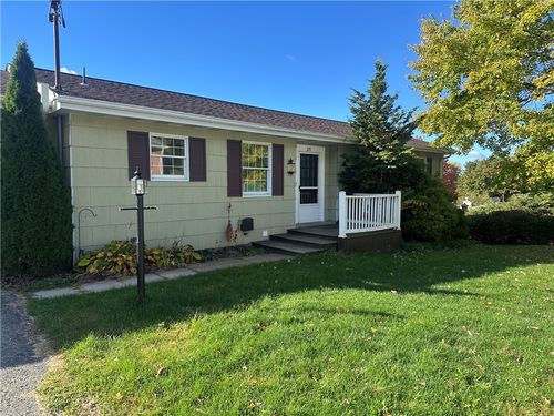 270 Charles St, Indiana, PA, 15701-2076 | Card Image