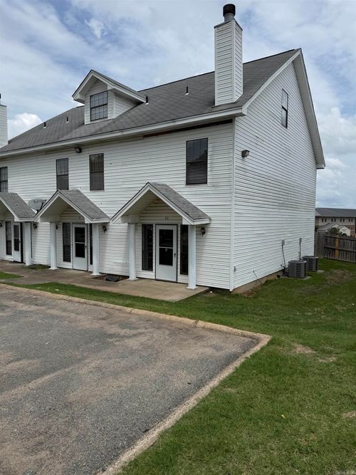 22 Edgehill Cove, Maumelle, AR, 72113 | Card Image