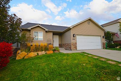 8541 S Burnt Oak Dr W, House other with 6 bedrooms, 1 bathrooms and 6 parking in West Jordan UT | Image 1