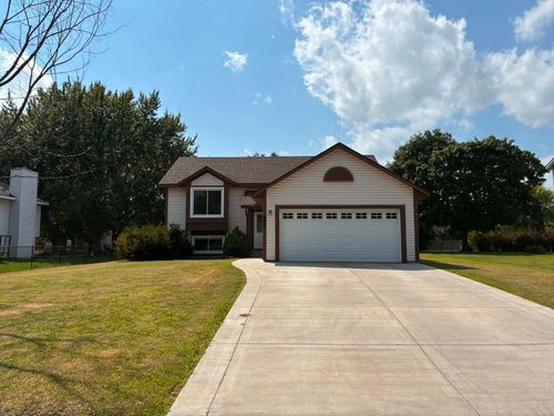 7040 Jensen Ave S, Cottage Grove, MN, 55016-5201 | Card Image