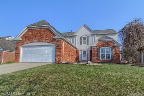 45331 Courtview Trl, Novi, MI, 48375-3865 | Card Image