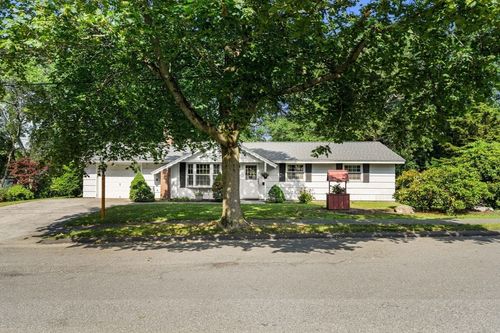 5 Villa Ln, Peabody, MA, 01960-2013 | Card Image