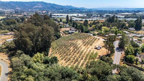 125 Gilchrist Way, Watsonville, CA, 95076-9718 | Card Image