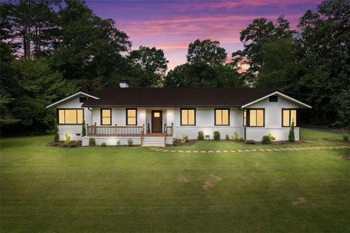 1099 Pine Valley Rd, Griffin, GA, 30224-4949 | Card Image