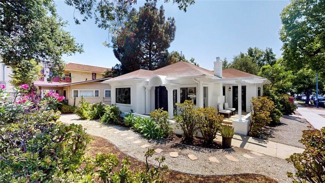 241 N Verdugo, Home with 32 bedrooms, 32 bathrooms and 3 parking in Glendale CA | Image 27