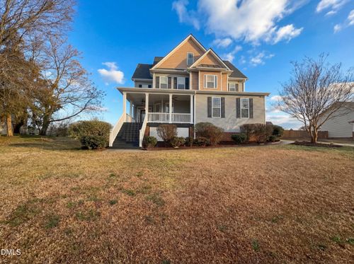 857 Ruth Cir, Fuquay Varina, NC, 27526-4249 | Card Image